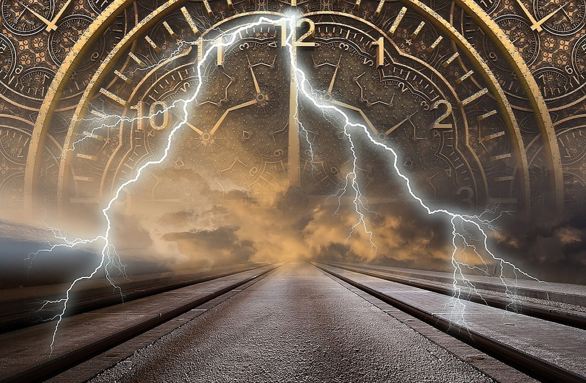 featured image - Should you Discuss Time Travel With Your New Neighbor?
