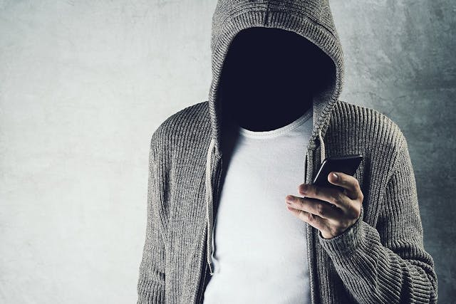 /is-a-dollar30-million-bch-sim-swap-hack-possible-in-a-non-custodial-wallet-rzib3y8d feature image