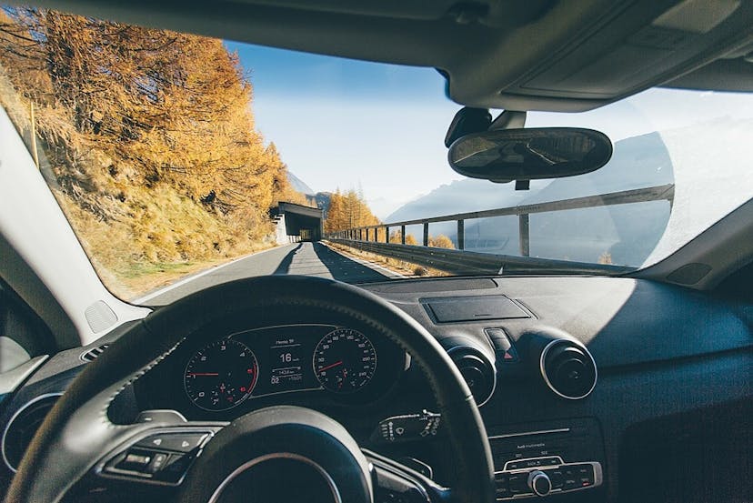 /self-driving-cars-what-will-happen-in-2020-pn1i364w feature image