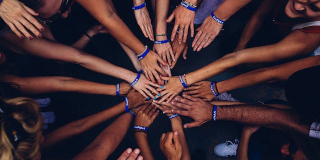 /blockchain-is-useful-for-adding-transparency-to-charities-or-is-it-ywpo25lc feature image