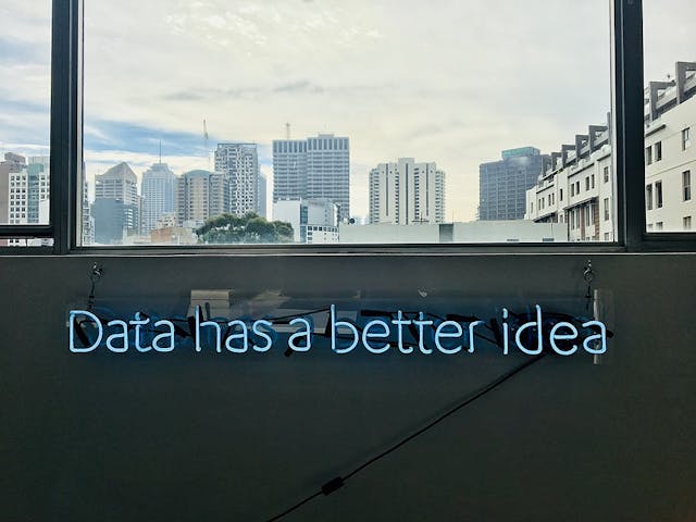 /how-big-data-reshapes-the-future-of-digital-advertising-3-examples-m2q3t76 feature image