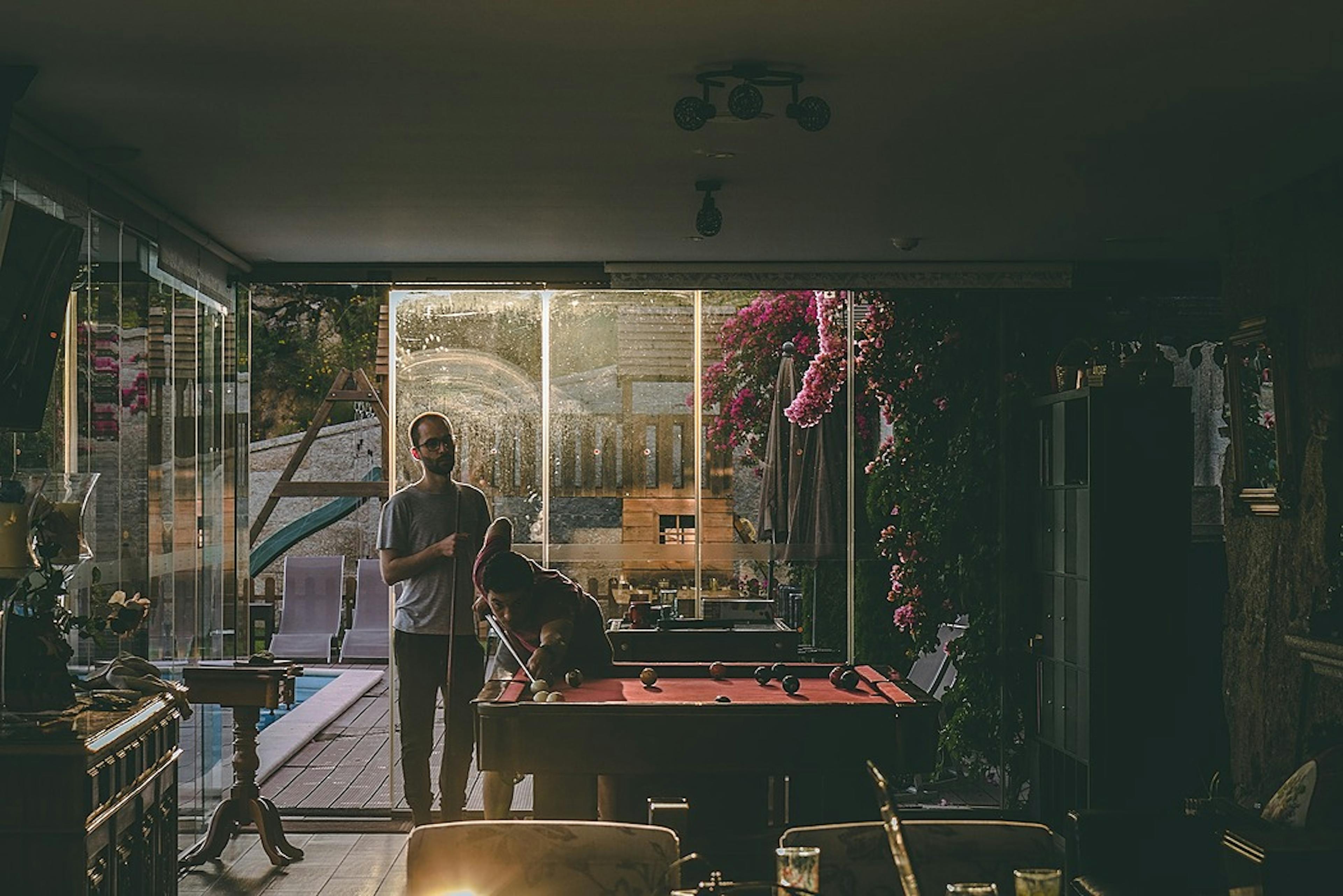 /theres-more-to-standups-than-meets-the-eye-especially-for-remote-teams-qc2i32x7 feature image