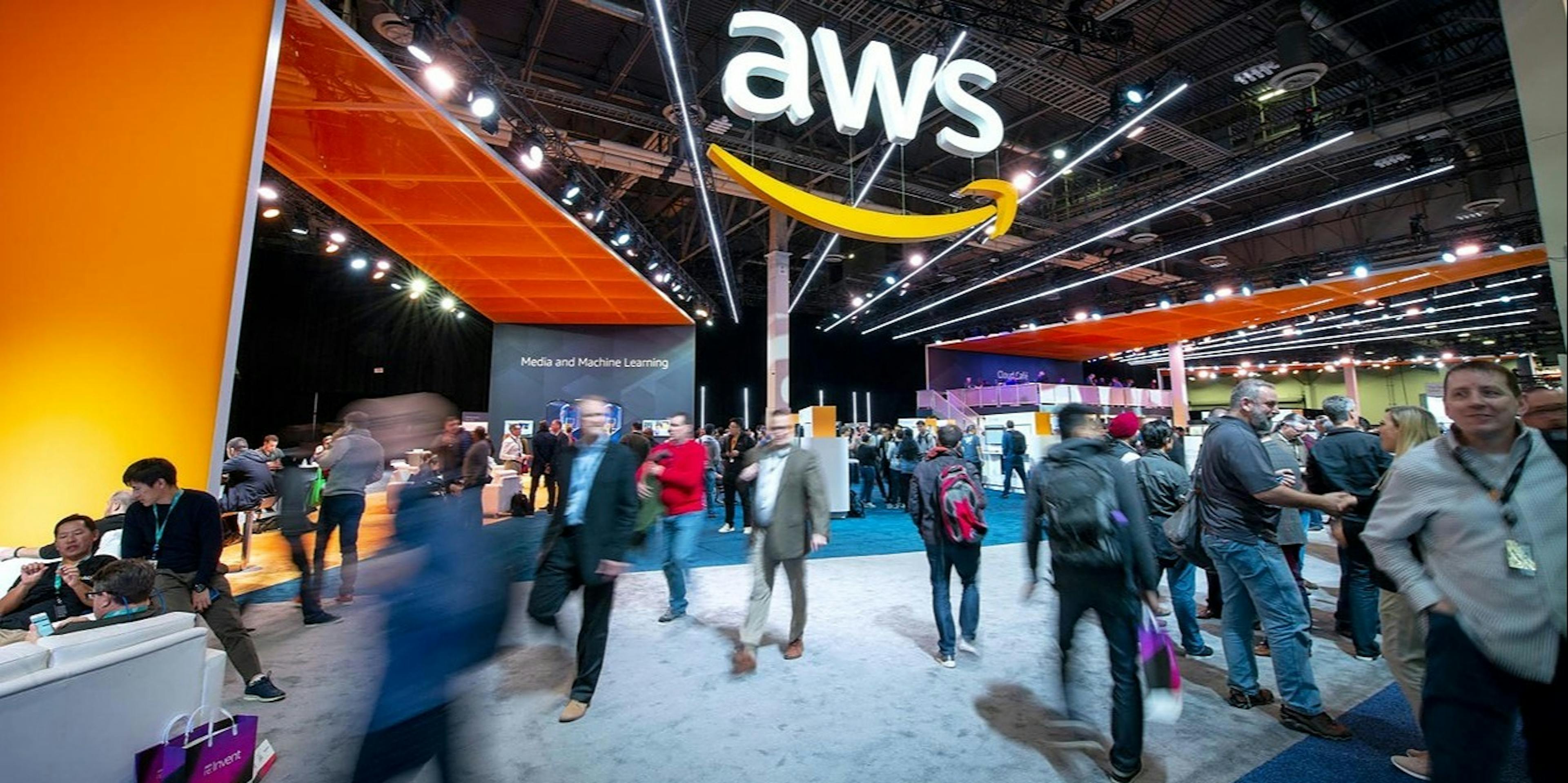 /7-reasons-why-you-should-keep-learning-aws-zsmc30er feature image