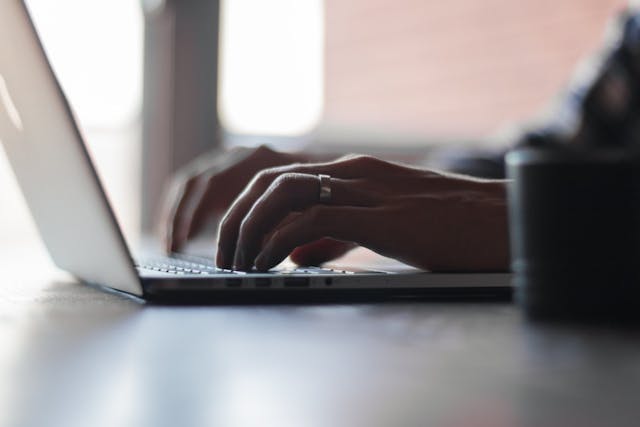 /how-vpn-security-works-and-why-use-one-for-safe-internet-connection-3c363wyx feature image