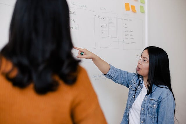 /agile-marketing-or-how-to-run-a-marketing-team-using-the-scrum-framework-4435321h feature image