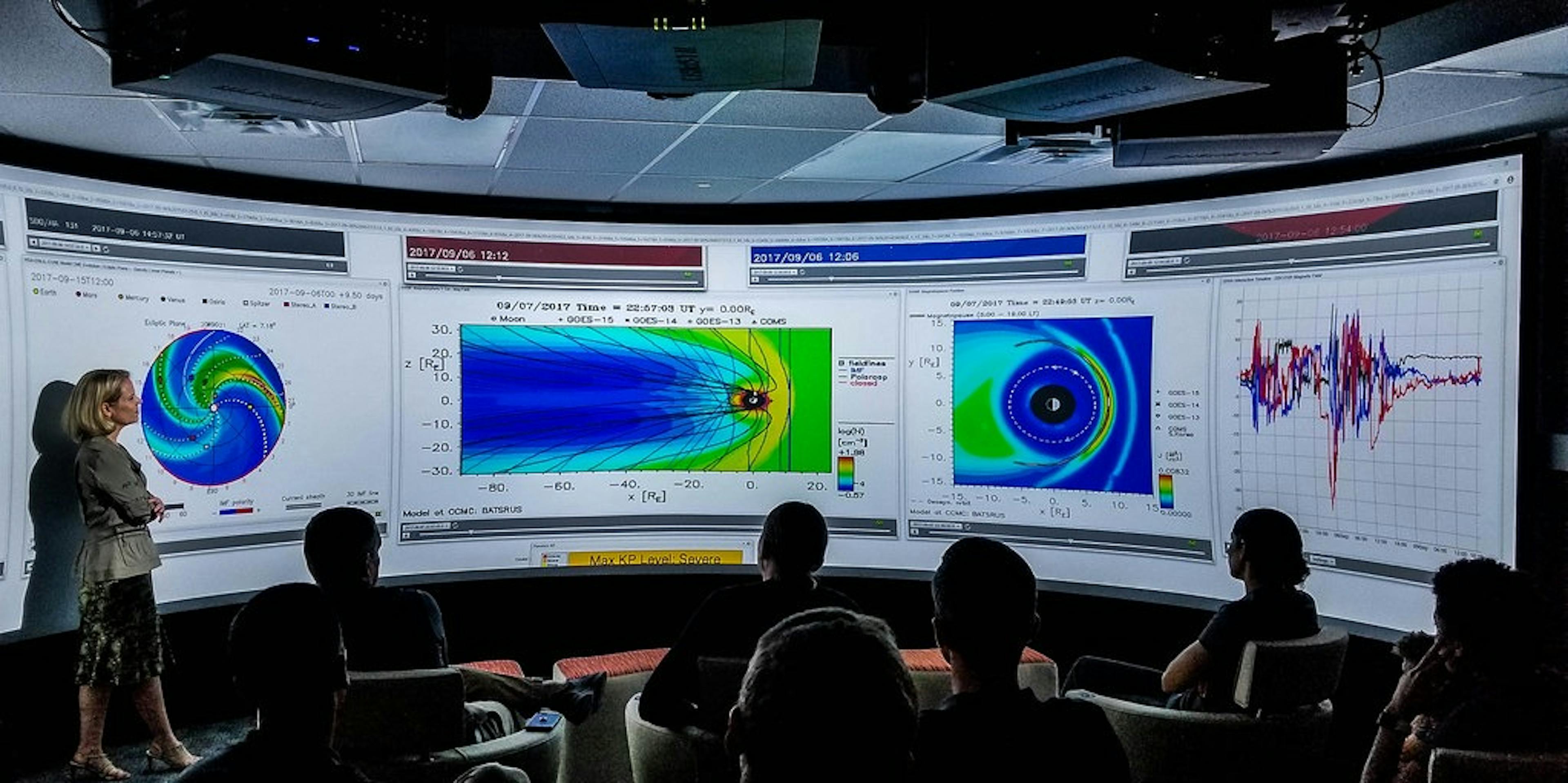 Data Science Training and Data Science - Machine Learning With Python