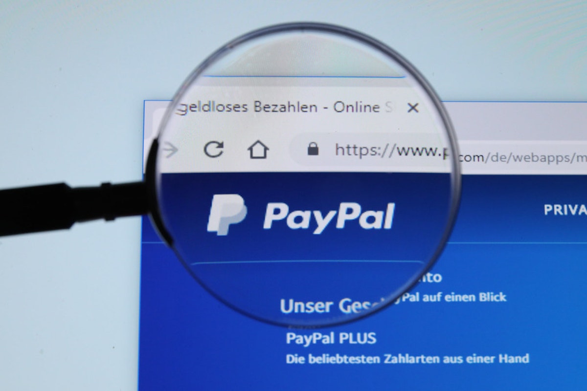featured image - HackerOne Finds Massive Security Failure In PayPal’s Login Compartment