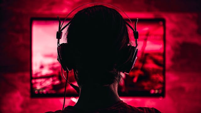 /5-blockchain-games-that-you-need-to-know-about-lbu36gt feature image