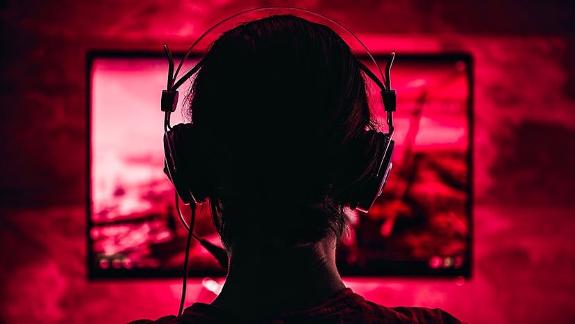 /5-blockchain-games-that-you-need-to-know-about-lbu36gt feature image