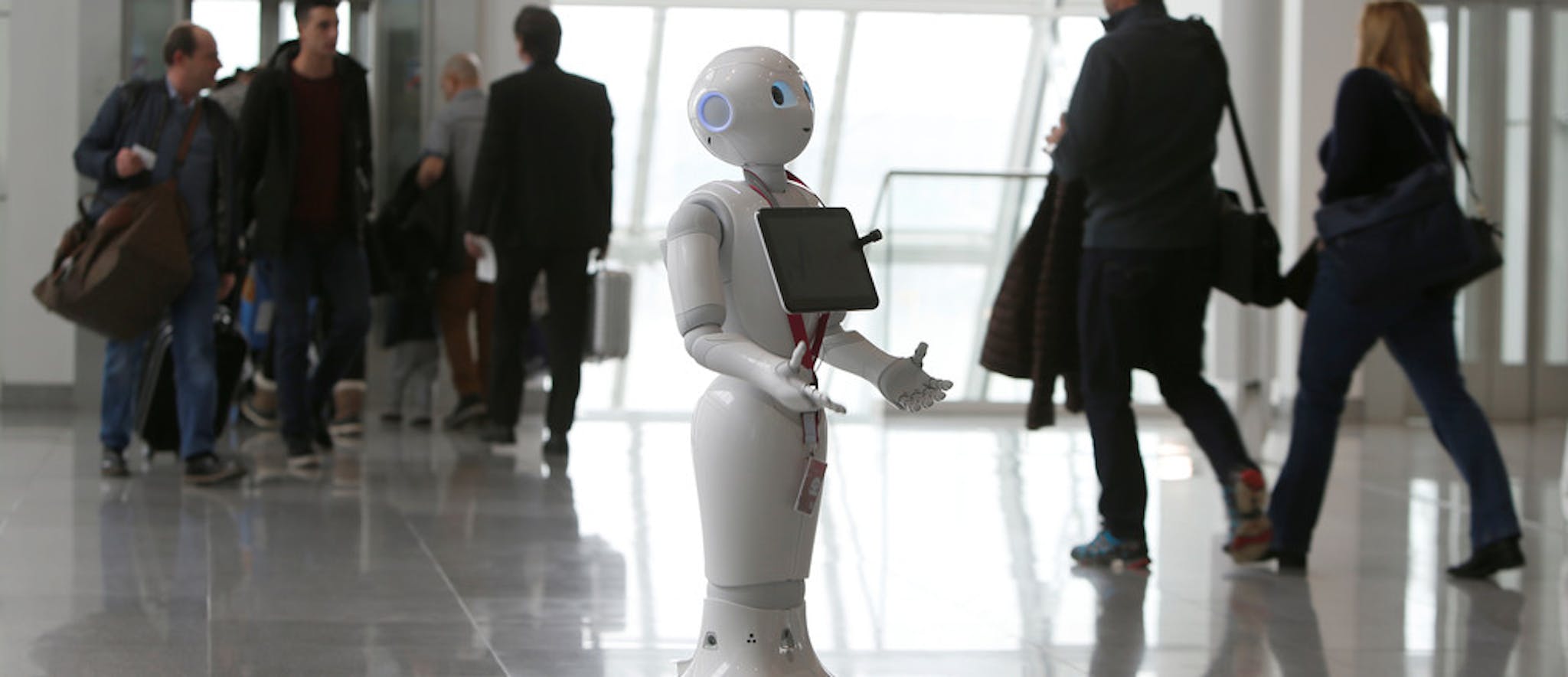 featured image - Coming Workforce Changes in An AI, Automated Future