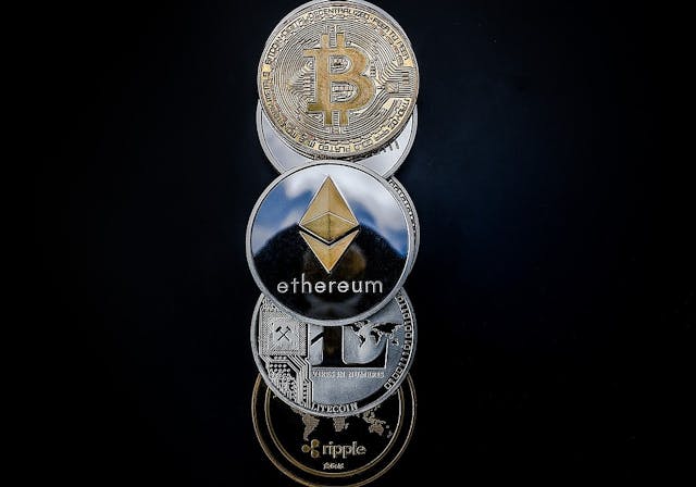 /trading-your-altcoins-for-bitcoin-with-the-power-of-atomic-swaps-a-how-to-guide-dwdk3zg5 feature image