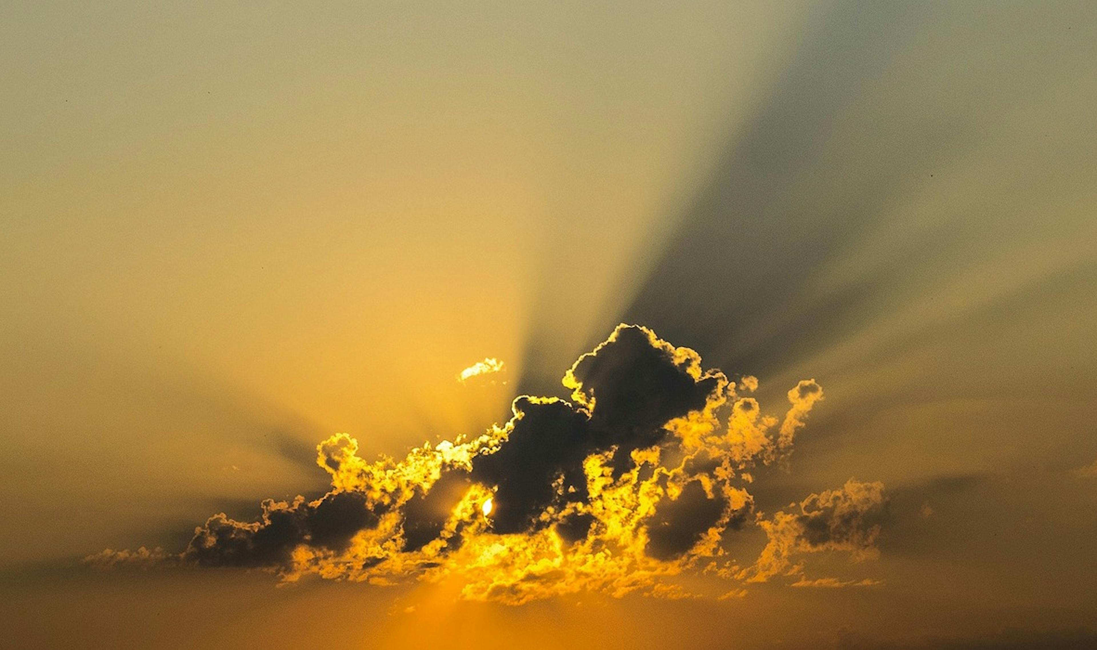 featured image - 5 Compelling Reasons to Opt for Serverless containers On Google Cloud Run