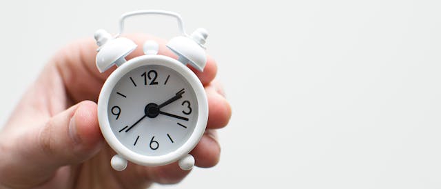 /fixing-dns-timeouts-in-docker-hbr32ej feature image