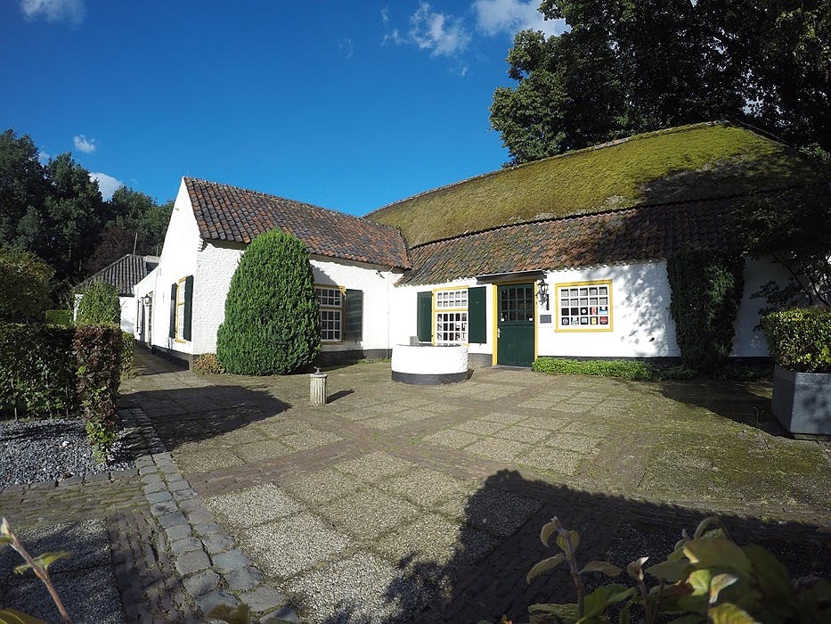 /how-restaurants-can-adapt-to-the-digital-economy-jy8u3azd feature image