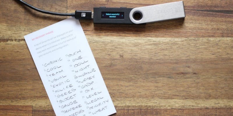 /how-to-keep-your-seed-phrase-safe-tk1kk3tgx feature image