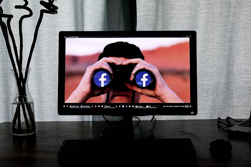 /7-ways-to-keep-your-social-media-accounts-safe-nbk32vr feature image