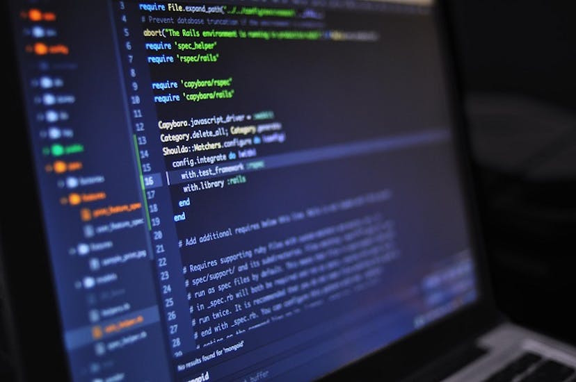 /10-best-free-machine-learning-courses-t66i32hb feature image