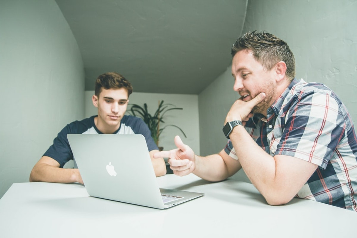 featured image - Coding Mentor: Why You Should Become One and How to Do It