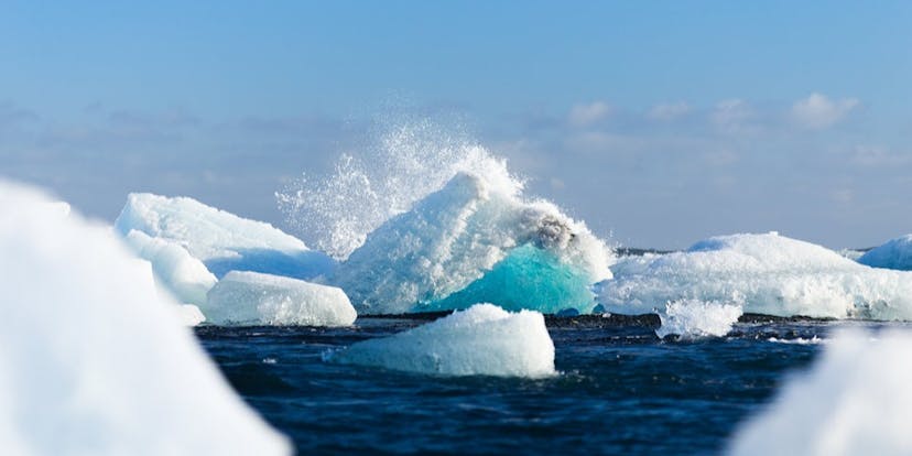 /icebreakers-absolute-waste-of-time-or-do-they-add-value-3wyl30g0 feature image