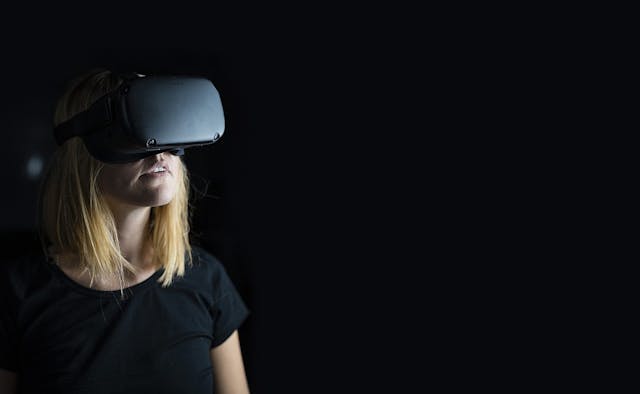 /virtual-property-tours-a-tech-solution-to-self-isolation-e9213y8l feature image