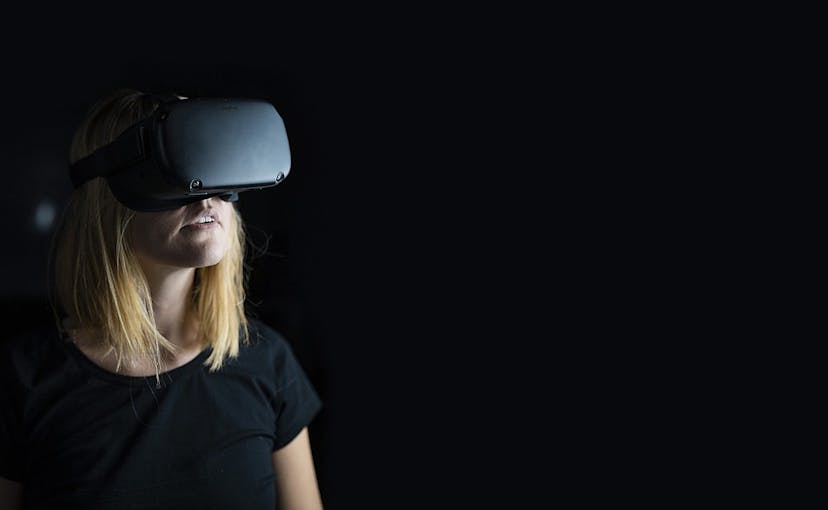 /virtual-property-tours-a-tech-solution-to-self-isolation-e9213y8l feature image