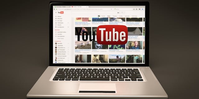 /tips-to-become-a-popular-youtuber-in-2019-gl3h3166 feature image