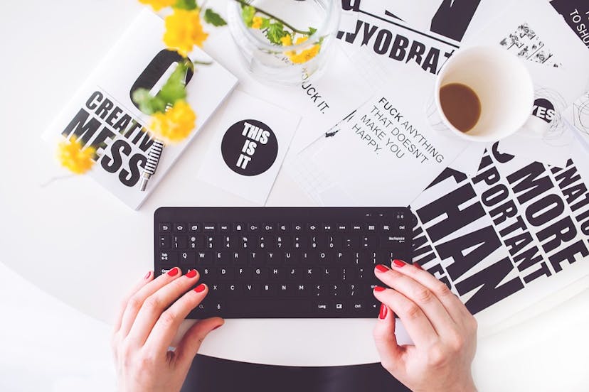/when-and-why-should-you-consider-starting-your-own-blog-pa1w3xfp feature image