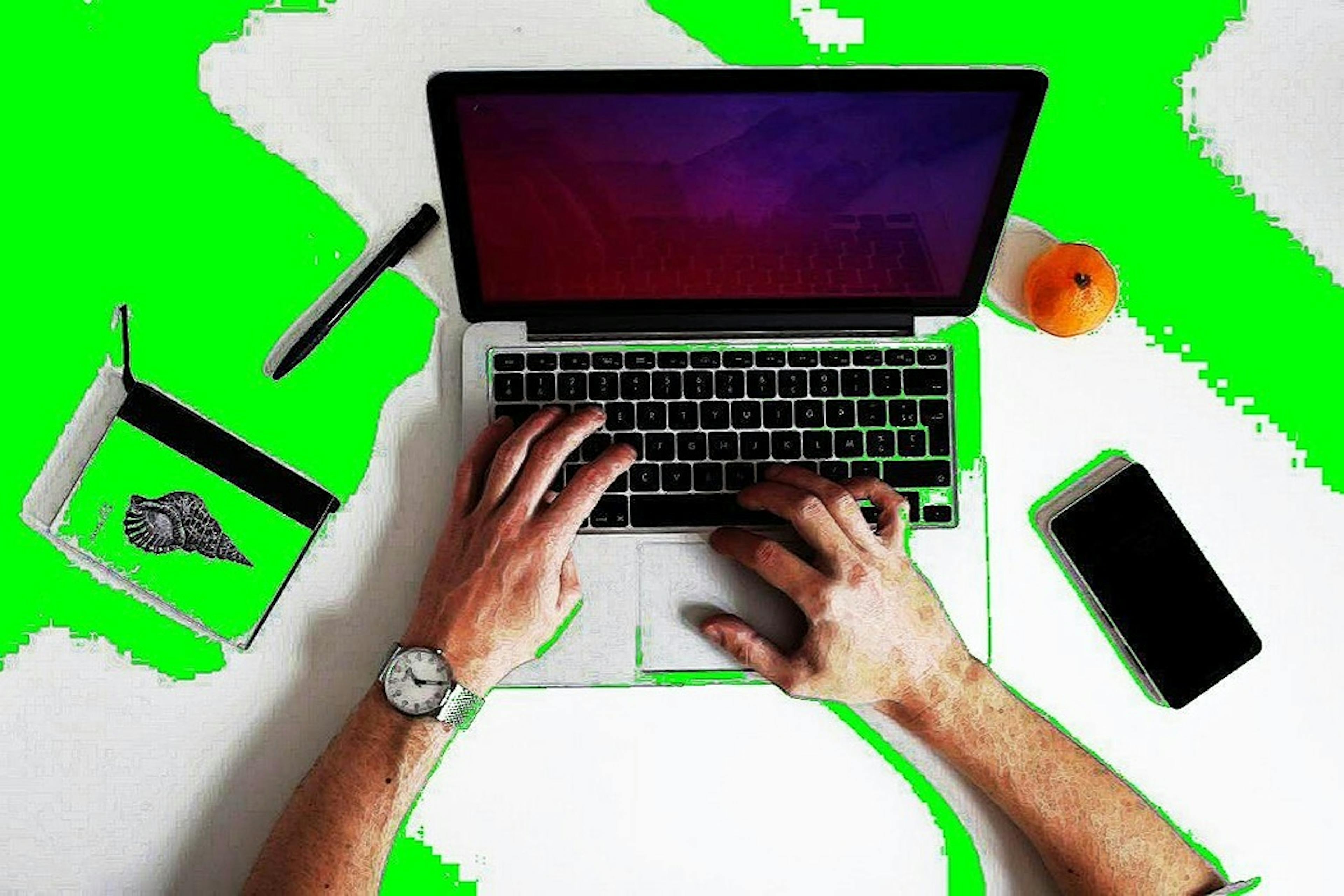 featured image - Hiring Independent Contractors For Your Bootstrapped Startup