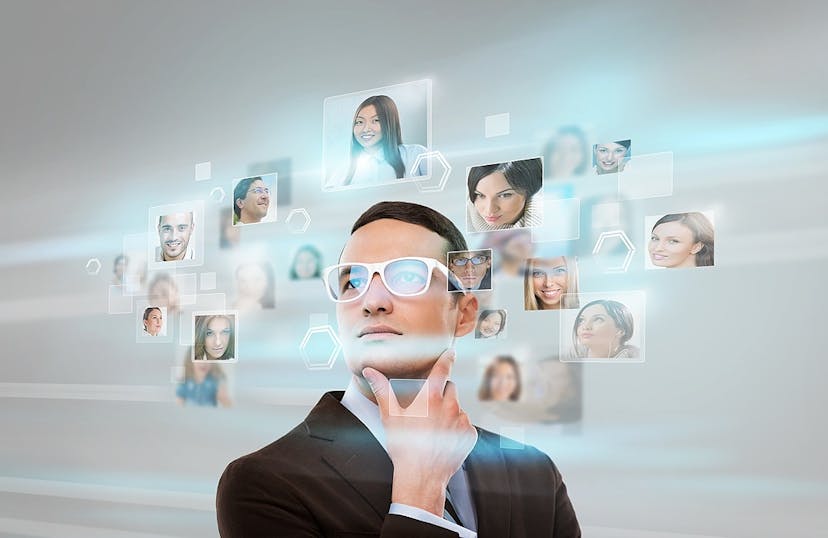 /7-ways-to-make-your-software-engineering-resume-stand-out-272r36dn feature image