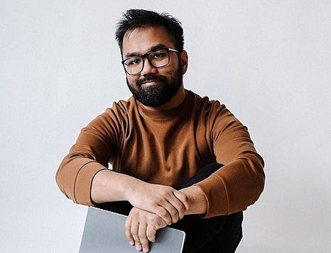 /founder-interviews-rousseau-kazi-of-threads-t8yt34ao feature image