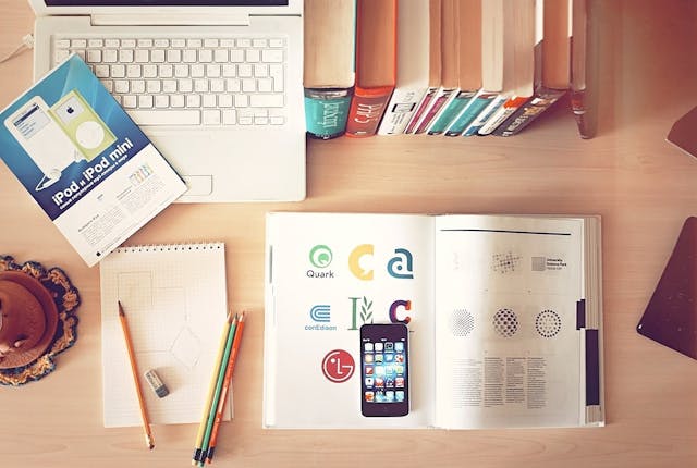/how-to-design-a-perfect-icon-for-your-mobile-app-qr1n3zee feature image