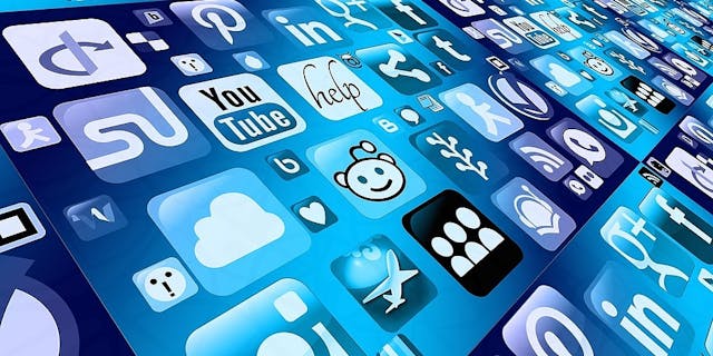 /the-personal-platform-the-next-big-thing-k7m0305h feature image