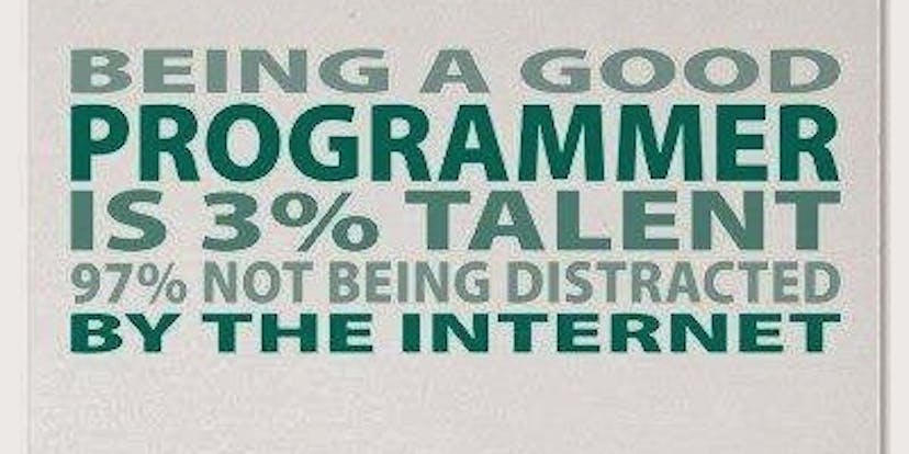 featured image - Good Programmer vs Average Programmer