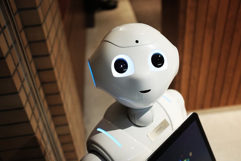 /10-ways-ai-has-changed-our-lives-m85v3ych feature image