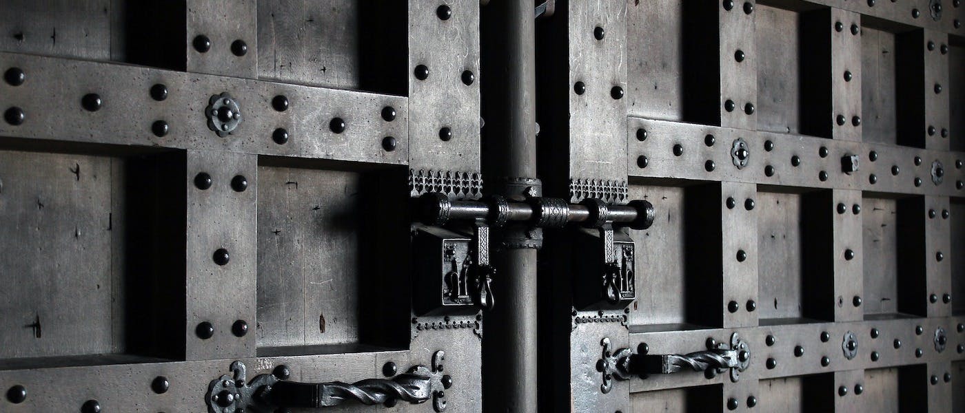 /hashicorp-vault-max_ttl-killed-my-spring-app-zk7p367z feature image