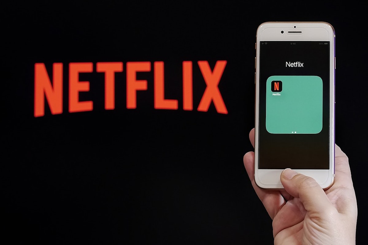 featured image - Understanding How Netflix Business Works Through Binge-Watching