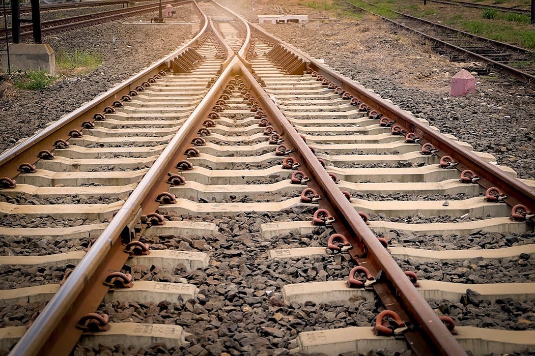 featured image - How To Get Real-Time Analytics By Consolidating Databases