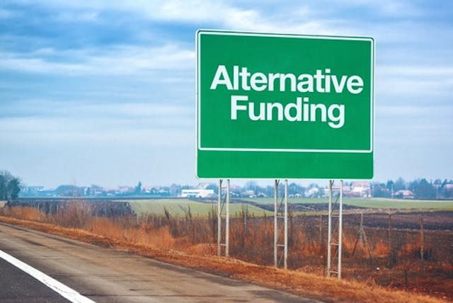 /the-alternative-funding-options-for-saas-start-ups-cheat-sheet-1d5c63c3dbcf feature image