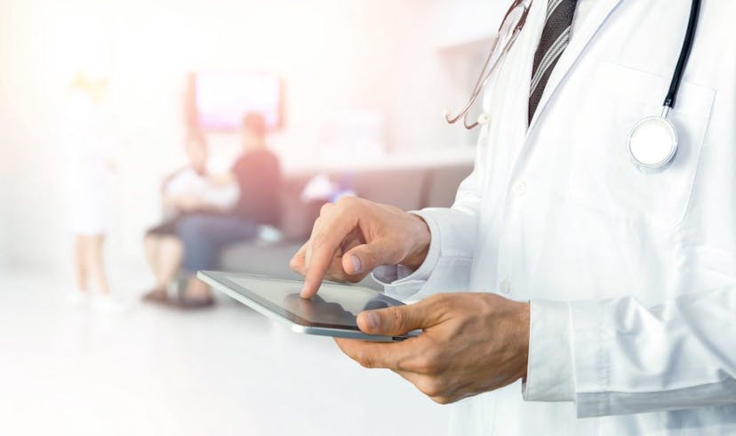 /2018-in-review-healthcare-under-attack-e7639930c820 feature image