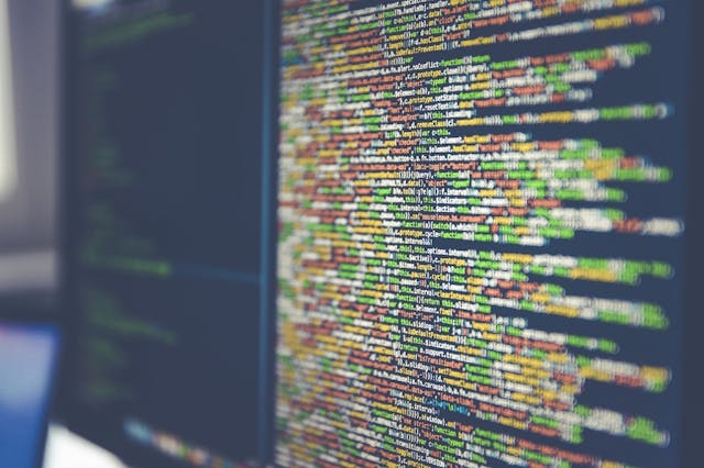 /how-your-job-may-be-crippling-your-tech-skills-1b1b7a8ff3fd feature image