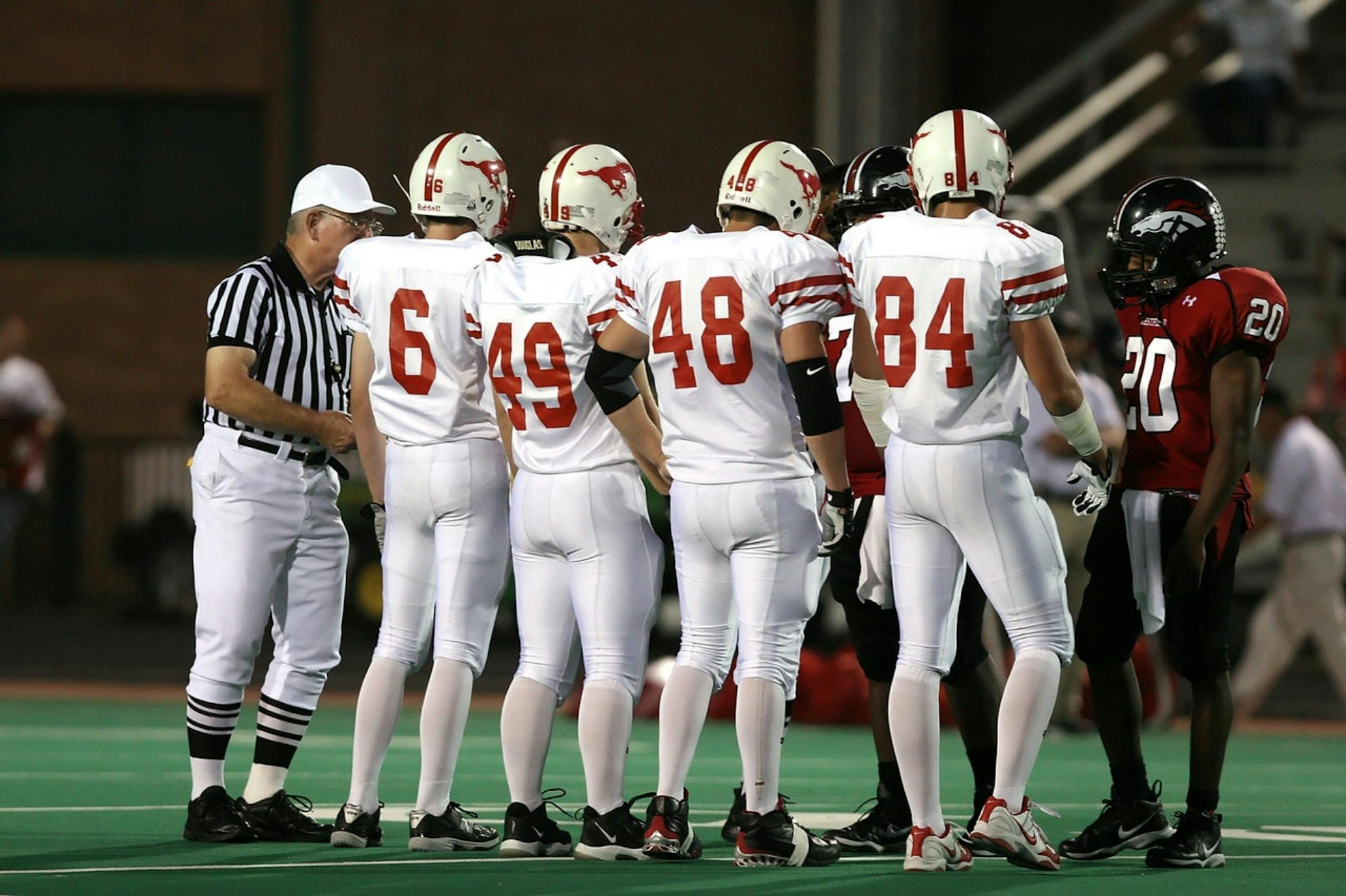 featured image - What does it take to build a team of team players