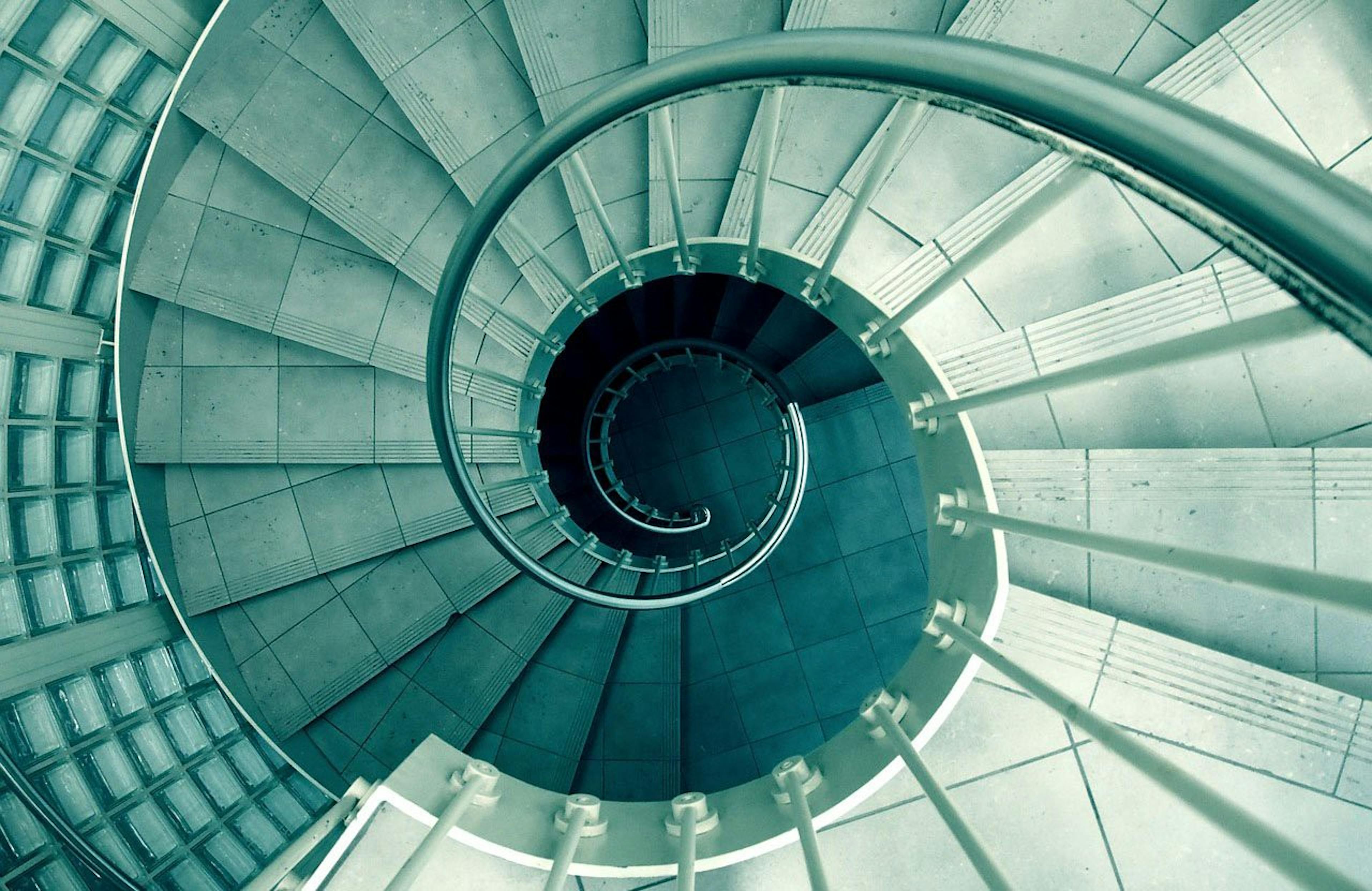 Recursion vs. Looping in Python | HackerNoon