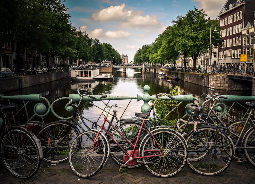 /comparing-the-amsterdam-and-boulder-startup-scenes-81ccb182ef24 feature image