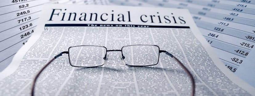 /in-the-looming-financial-crisis-what-will-happen-to-bitcoin-71a6e079ccf0 feature image