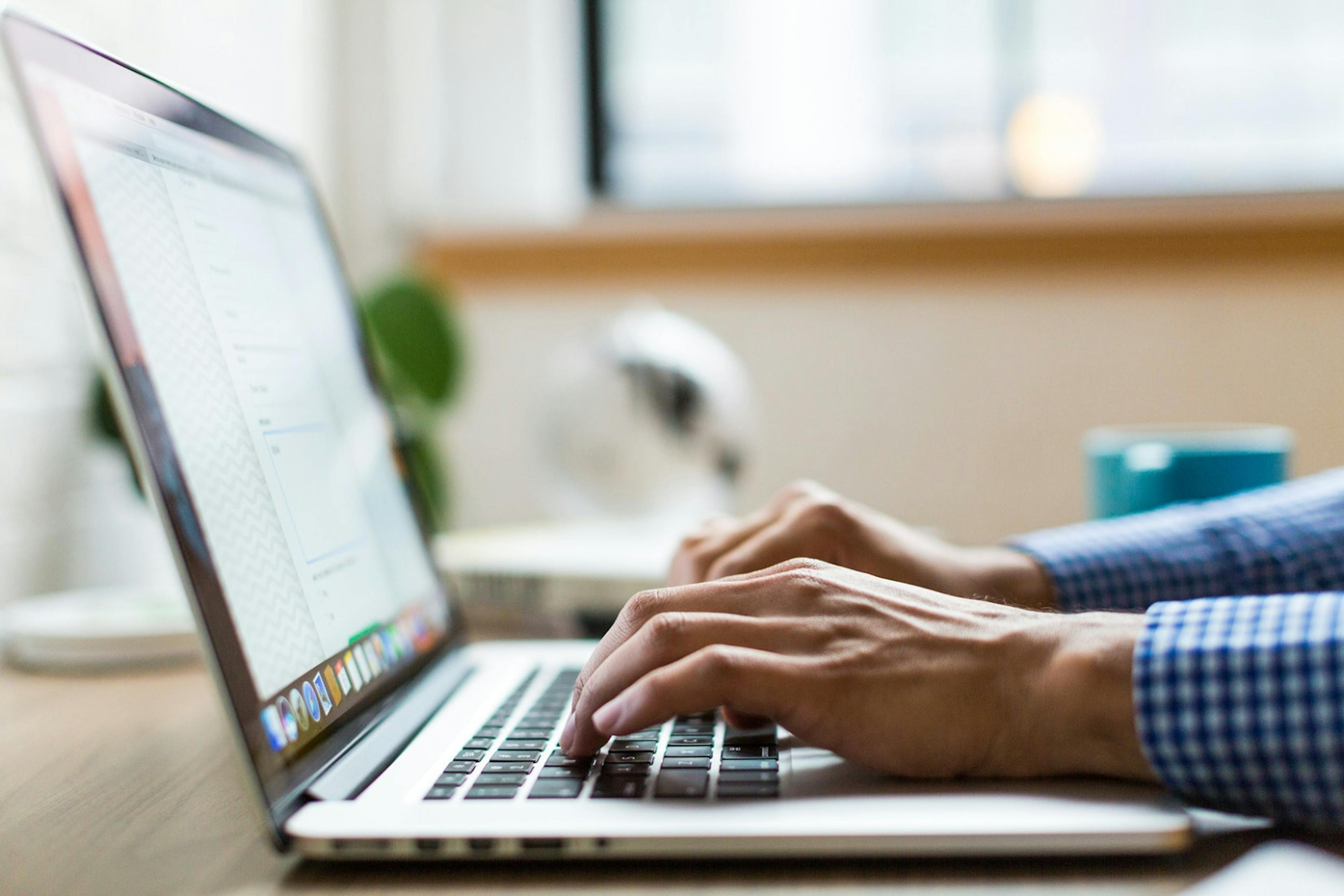 13 Essential Tools that ALL non-tech founders NEED.