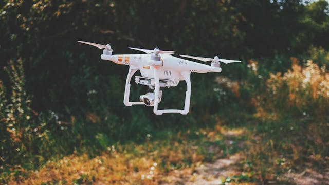 /build-your-own-ci-cd-pipeline-with-drone-e43d7190989b feature image