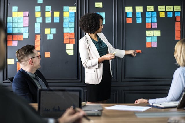 /challenging-agile-values-scenarios-that-require-alternative-methods-11347b0dc77a feature image