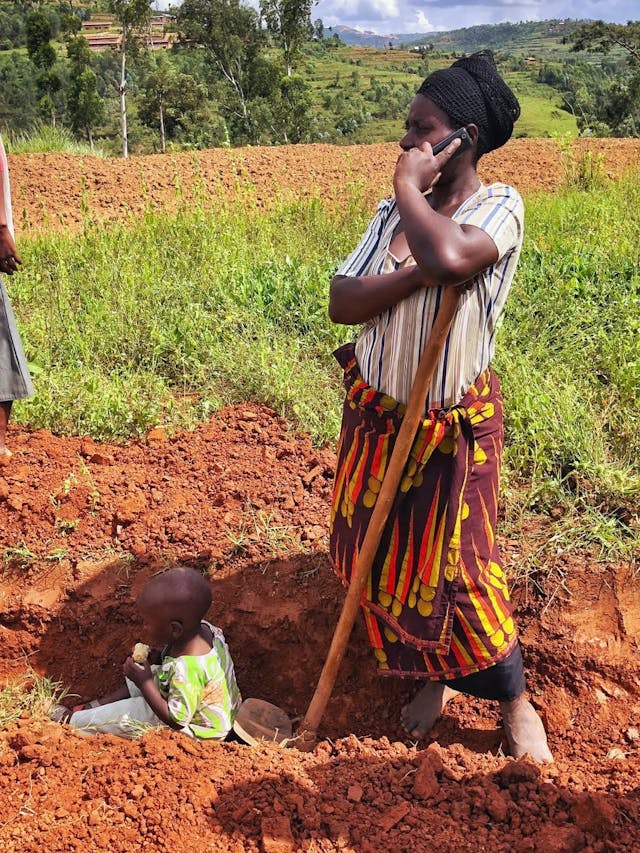 /bitcoin-for-the-unbanked-how-mesh-and-microfinance-could-end-poverty-as-we-know-it-547bf22c2e1e feature image