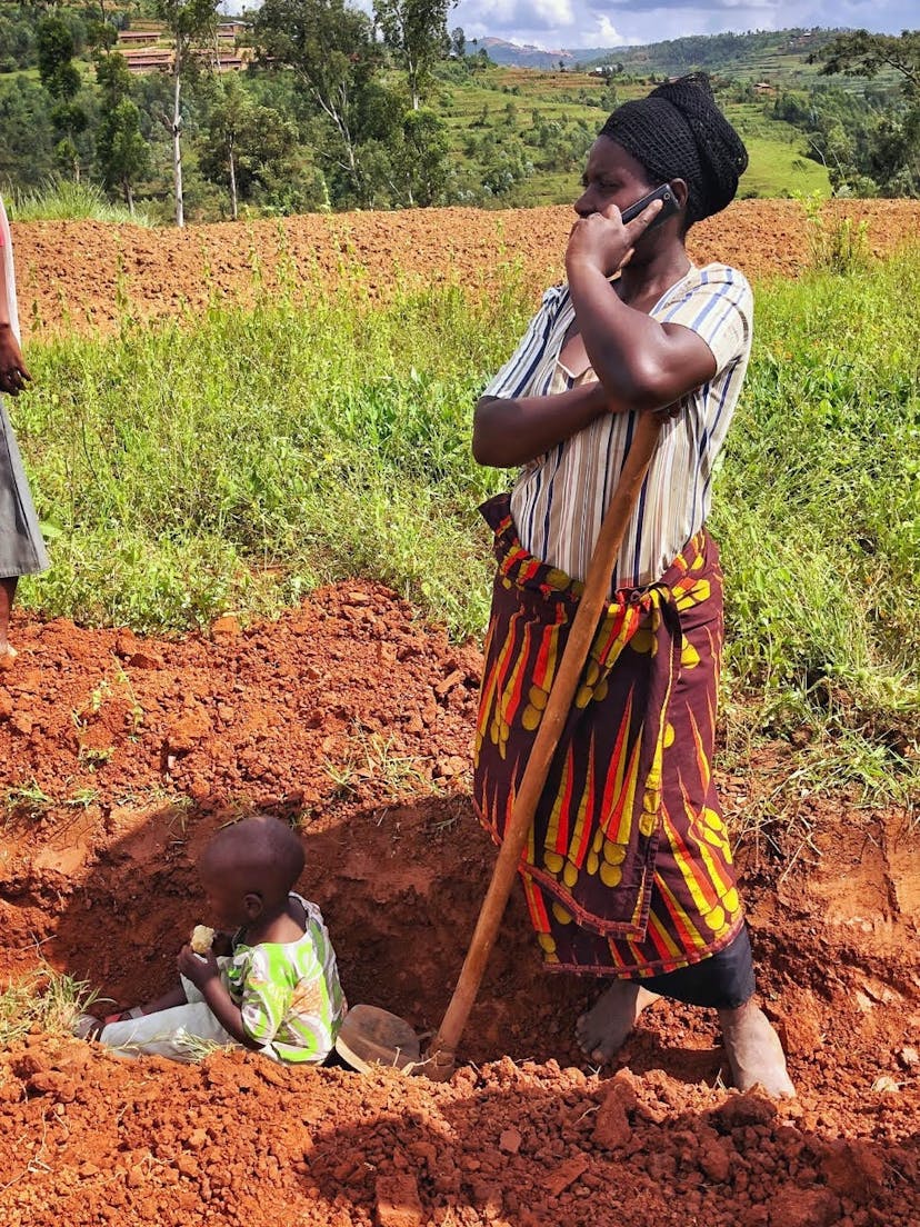 /bitcoin-for-the-unbanked-how-mesh-and-microfinance-could-end-poverty-as-we-know-it-547bf22c2e1e feature image