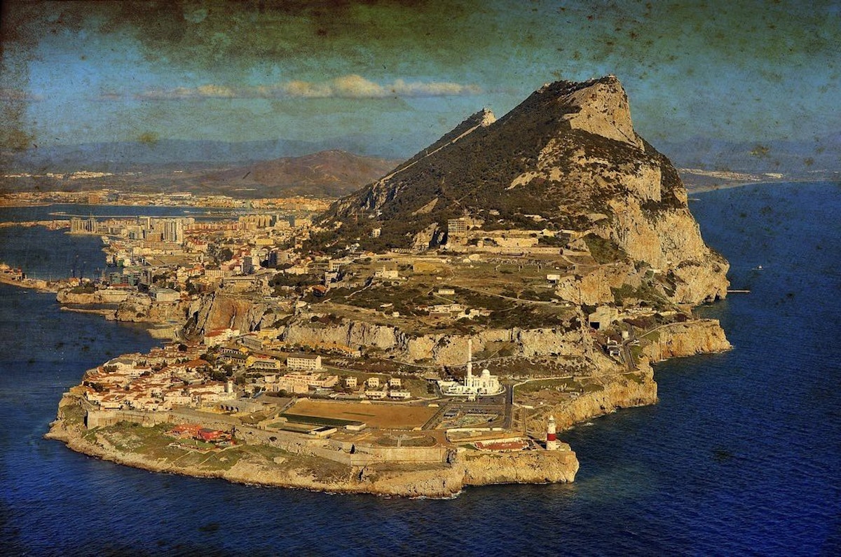 featured image - What Gibraltar’s DLT Licence Means for Crypto Companies